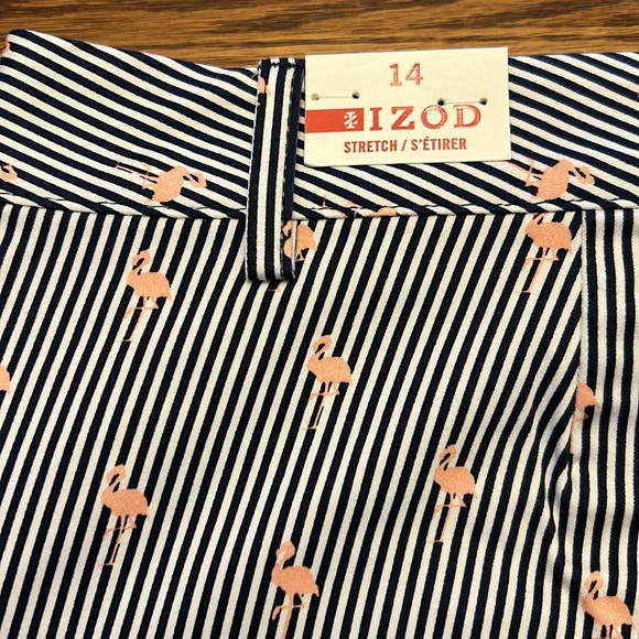 NWT IZOD Shorts. Size 14. Flamingo pattern with black stripes. - Picture 6 of 7